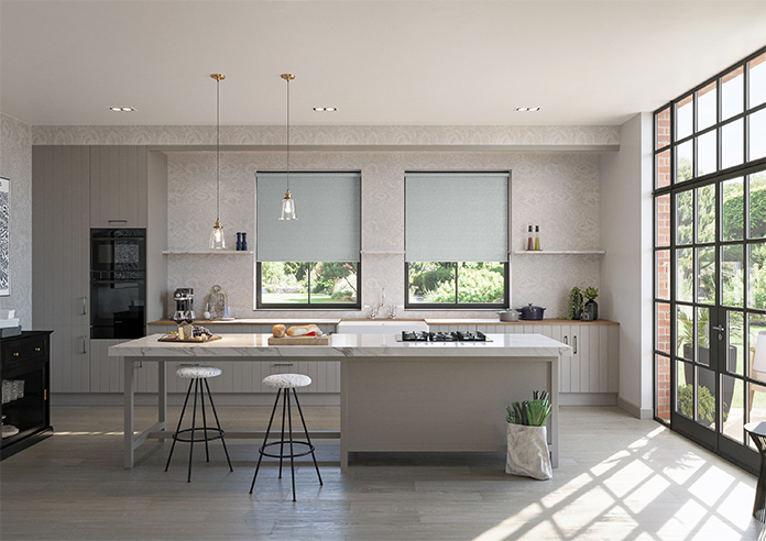 Splash (Blackout), Grey - Motorised Roller Blind - Image 5